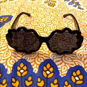 Oversize 🌺 Flower 🌺 Child